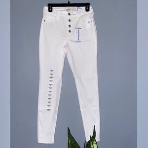 New Old Navy Rockstar Jeans